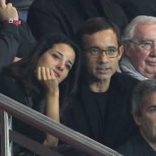 Jean-Luc Delarue et sa femme Anissa lors d'un match au Parc des Princes le 21 septembre 2011 à Paris