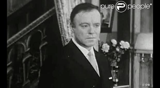 Jean Topart, compilation de son oeuvre largement vocale par l'utilisateur ''dinoradar'' sur Dailymotion. Le comédien est décédé le 29 décembre 2012 à l'âge de 90 ans.