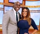 Magic Johnson et Wendy Williams lors du Wendy Williams Show à New York  le 10 octobre 2012