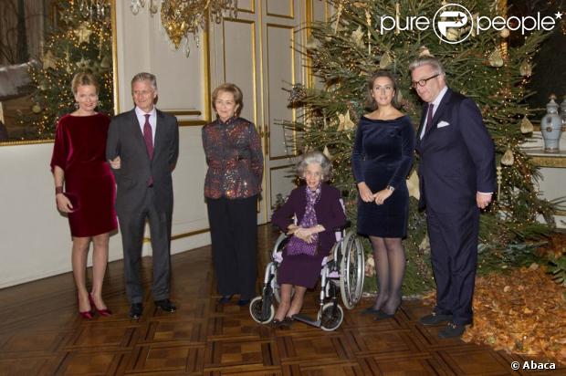 CASA REAL BELGA - Página 10 1017171-queen-fabiola-queen-paola-crown-620x0-1