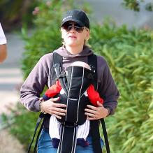 Anna Faris dans les rues de Los Angeles, le 28 novembre 2012.