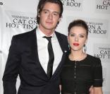 Scarlett Johansson, renversante : elle triomphe sur les planches !