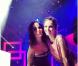 Alizée et Claire Keim complices lors de la boîte à musique des Enfoirés à Bercy