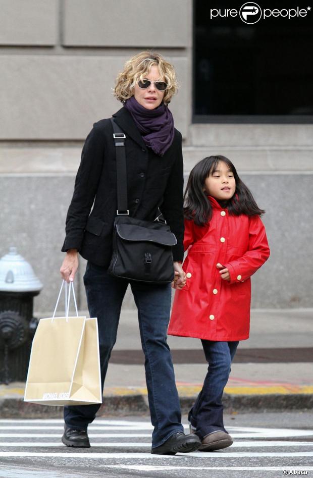 Meg Ryan et sa fille Daisy à New York le 2 novembre 2012