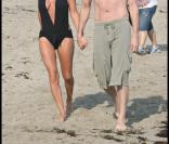Jim Carrey et Jenny McCarthy s'amusent sur la plage