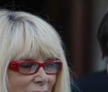 Mireille Darc à l'enterrement de Frédéric Botton
