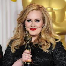 Adele aux Oscars à Los Angeles, le 24 février 2013.