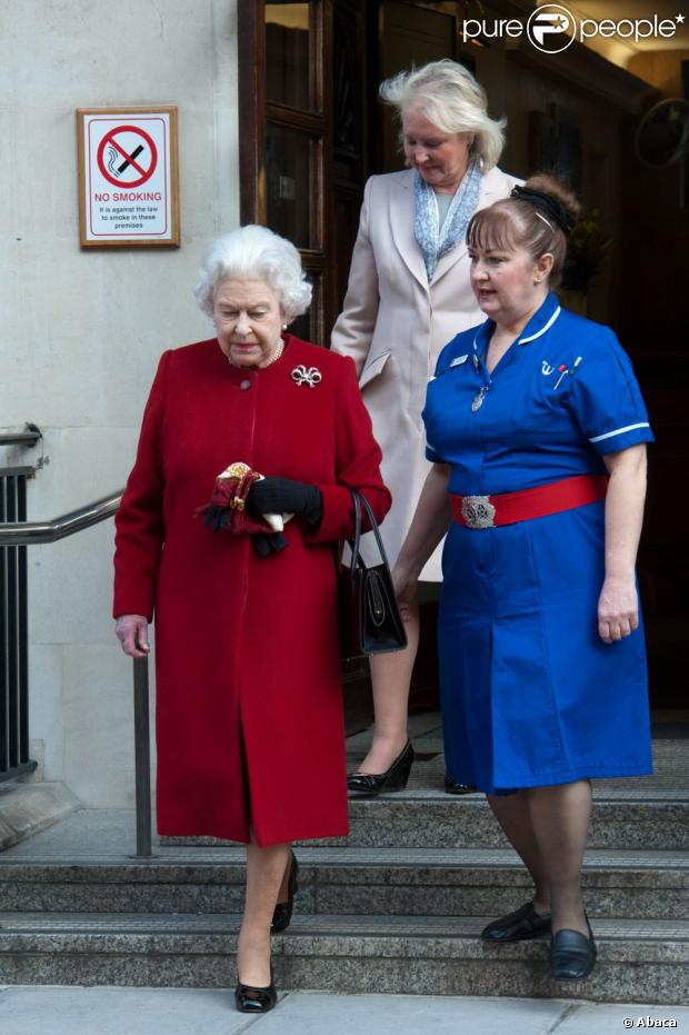 CASA REAL BRITÁNICA - Página 76 1069303-queen-elizabeth-ii-leaving-king-edward-620x0-2