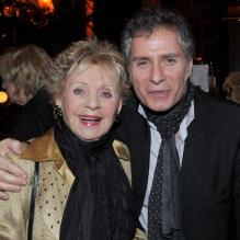 Annie Cordy et Laurent Olmedo étaient au restaurant <em>Le Grand Colbert</em> à Paris pour célébrer l'anniversaire de Serge Lama. L'événement a eu lieu après le concert du chanteur qui s'est déroulé à L'Olympia le 11 février 2013.