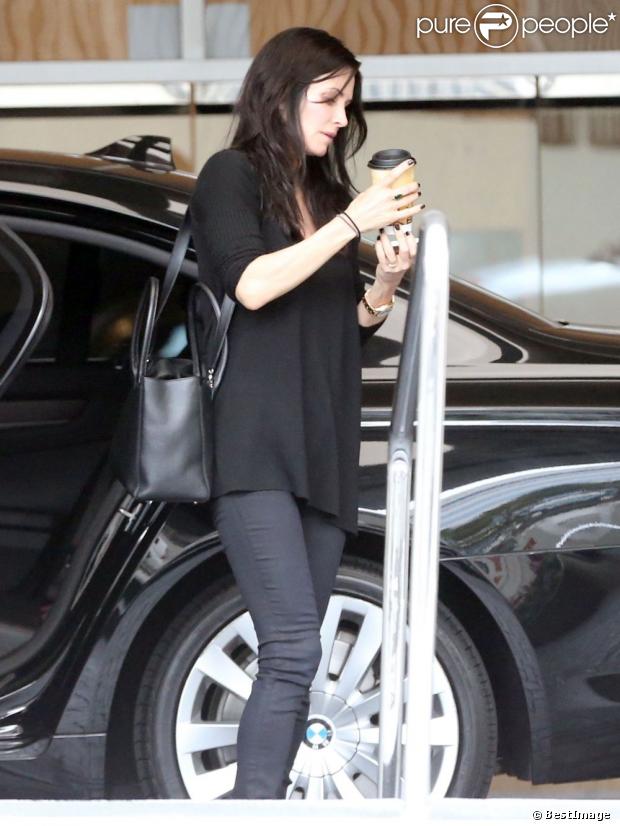 Exclu - Courteney Cox dans les rues de Beverly Hills, le 5 mars 2013.
