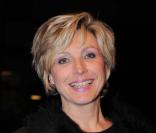 Evelyne Dhéliat