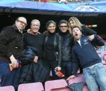 Exclusif - L'avocat Hervé Temime, Jean-Claude Darmon, Hoda Roche, Pascal Elbé, Isabelle Funaro, Michaël Youn lors du match entre le Paris Saint-Germain et le FC Barcelone en demi-finale de la Ligue des Champions le 10 avril 2013