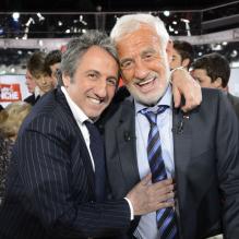 Richard Anconina et Jean-Paul Belmondo <span>- Enregistrement de l'émission "</span>Vivement Dimanche" consacrée à Jean-Paul Belmondo à Paris le 10 avril 2013, diffusion le 14 avril.