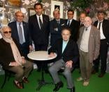 Charles Aznavour, Jacques Pessis, Georges El Assidi, Karl Zéro, Guy Béart, Jacques Bascou, Jean-Jacques Debout, Henri Chenut et Yves Jamait - Vernissage de l'exposition "Trenet : Le Fou chantant de Narbonne à Paris" à la Galerie des Bibliothèques à Paris, le 11 avril 2013.