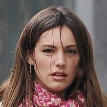 Kelly Brook de sortie à Londres, le 15 avril 2013.