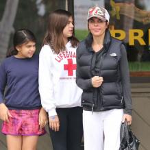Exclusif - Lisa Rinna et ses filles Delilah et Amelia à Beverly Hills, le 14 avril 2013.