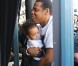 Jay Z, Beyoncé et leur fille Blue Ivy sont allés déjeuner au restaurant Septime à Paris. Le 25 avril 2013.