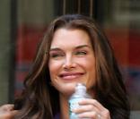 Brooke Shields cheveux longs