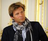 Laurent Delahousse à la conférence de presse de l'opération La Flamme Marie Claire à l'hôtel le Marois à Paris, le 16 mai 2013.