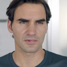 Le tennisman Roger Federer affronte une mouche dans un spot pour Nike - mai 2013