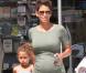 Halle Berry, enceinte : Future maman radieuse en robe moulante avec Nahla