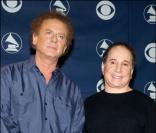 Paul Simon et Art Garfunkel aux Grammy Awards en 2003