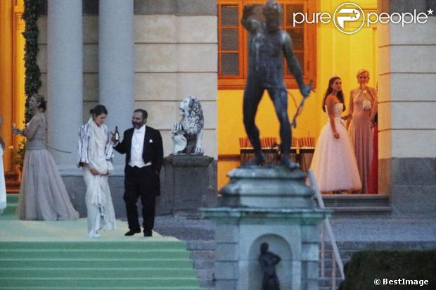 BODA REAL DE MAGDALENA DE SUECIA Y CHRIS O`NEILL 8/06/2013 - Página 33 1150678-la-princesse-madeleine-de-suede-porte-620x0-1