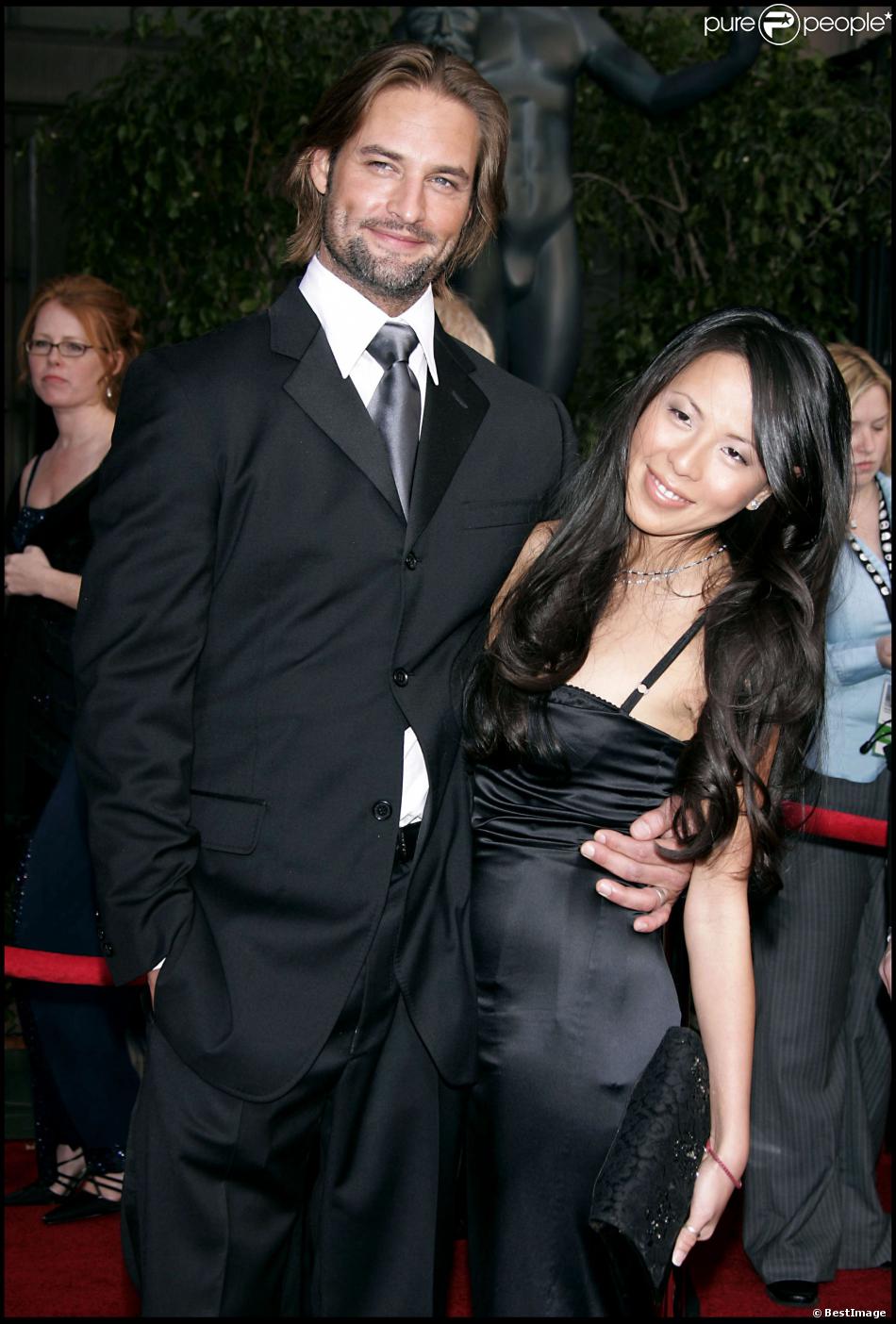 Josh Holloway couple