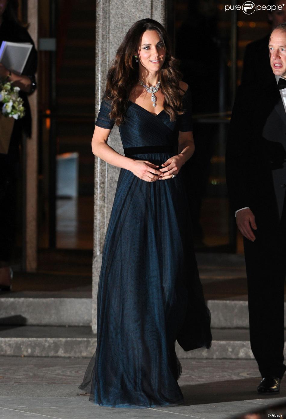 CASA REAL BRITÁNICA - Página 35 1383425-the-duchess-of-cambridge-arriving-at-950x0-1