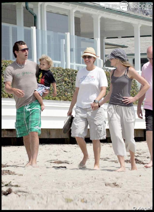 Ellen DeGeneres et sa femme Portia de Rossi, se baladent avec Gavin Rossdale et son fils Kingston