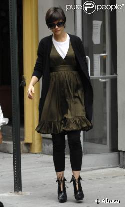 Katie Holmes change de look !