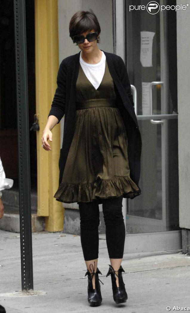 Katie Holmes change de look !