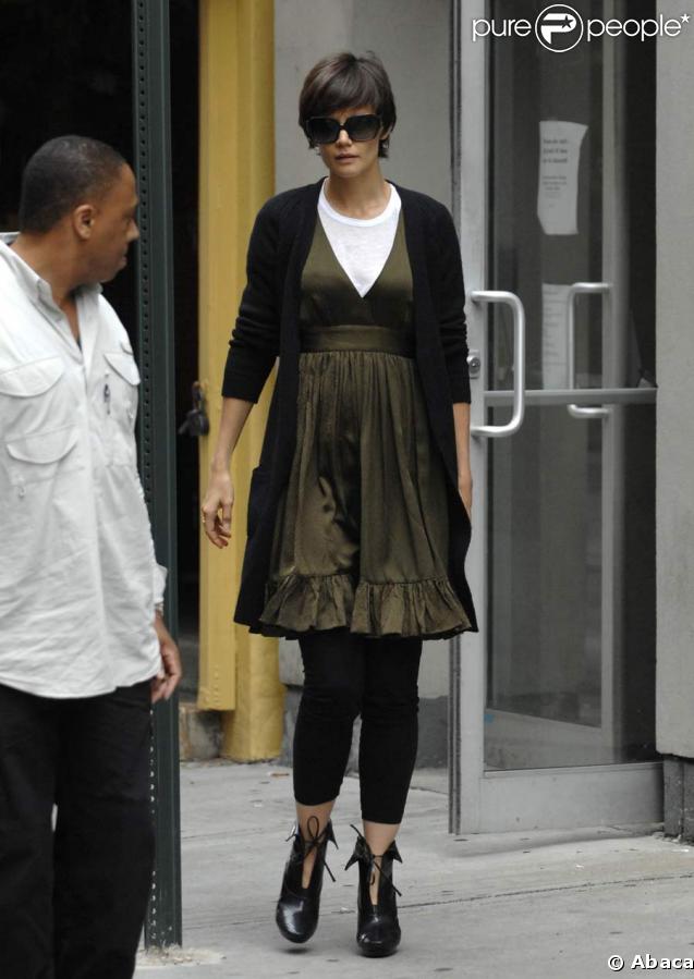 Katie Holmes change de look !