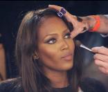 Naomi Campbell, backstage, au Fashion For Relief à Londres, le 17/09/08