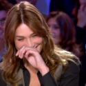 VIDEO + REPORTAGE PHOTOS : Carla Bruni s'est grave éclatée au Grand Journal ! (réactualisé)