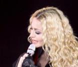 Madonna en live... met le feu !