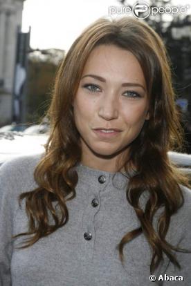 Laura Smet au défilé Chanel, le 3/10/08