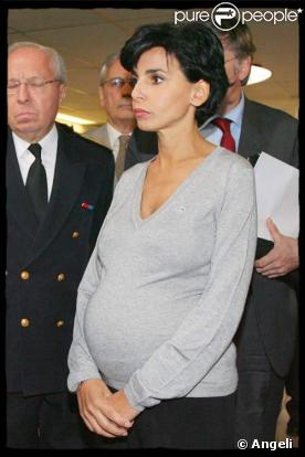 Rachida Dati à la maison d'arrêt de Metz-Queuleu après le suicide d'un mineur, le 9/10/08