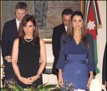 Rania de Jordanie, belle de jour comme de nuit