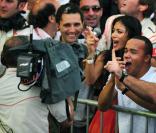 Nicole Scherzinger enthousiaste a l'arrivee du Grand Prix du Bresil 2008