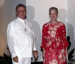 La reine MArgrethe de Danemark et son époux le prince Henrik en Tanzanie