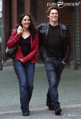 Willem Dafoe et sa femme Giada, une petite balade en toute simplicité