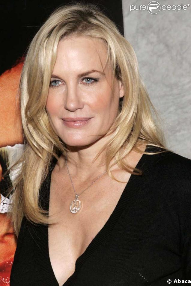 Daryl Hannah utilise du biocarburant pour son véhicule