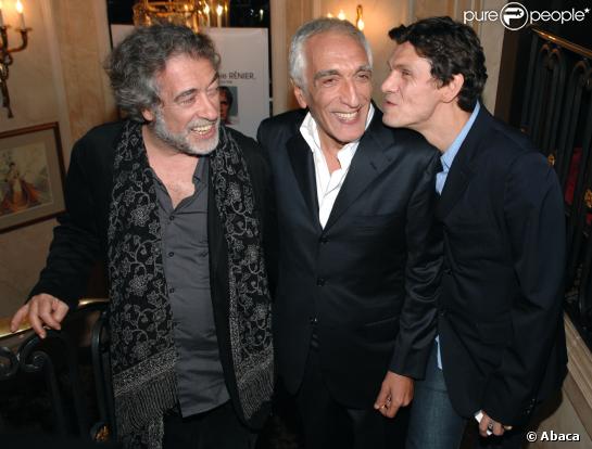 Gérard Darmon entouré de Marc Esposito et Marc Lavoine