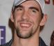 Le champion Michael Phelps présente sa petite amie à ses parents... 