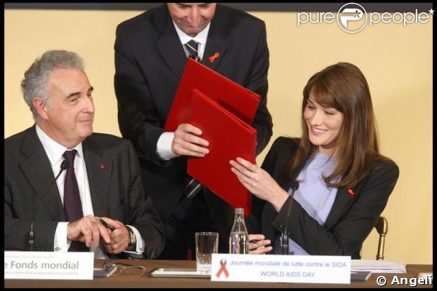 Carla Bruni ambassadrice mondiale de la lutte contre le sida 