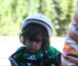Adam Sandler et sa fille Sadie à vélo