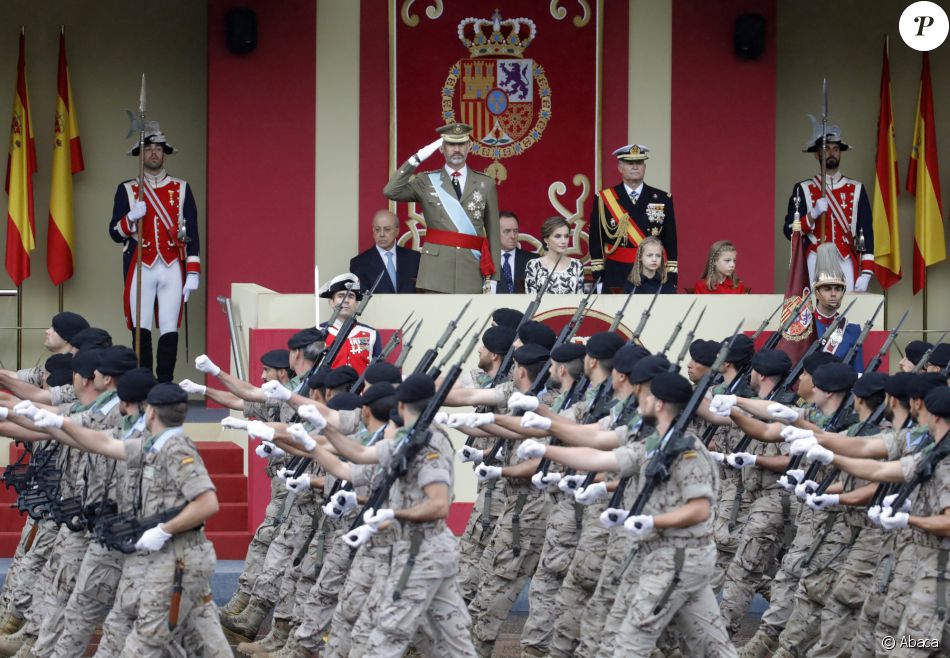 AGENDA DE SM. REYES FELIPE y LETIZIA  - Página 30 2721678-le-roi-felipe-vi-et-la-reine-letizia-d-e-950x0-2