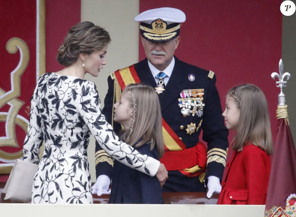 AGENDA DE SM. REYES FELIPE y LETIZIA  - Página 30 2721687-le-roi-felipe-vi-et-la-reine-letizia-d-e-950x0-2