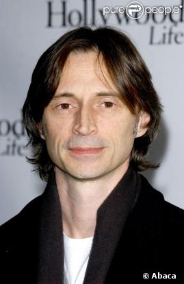 Robert Carlyle